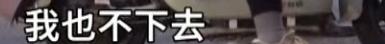 DƬ